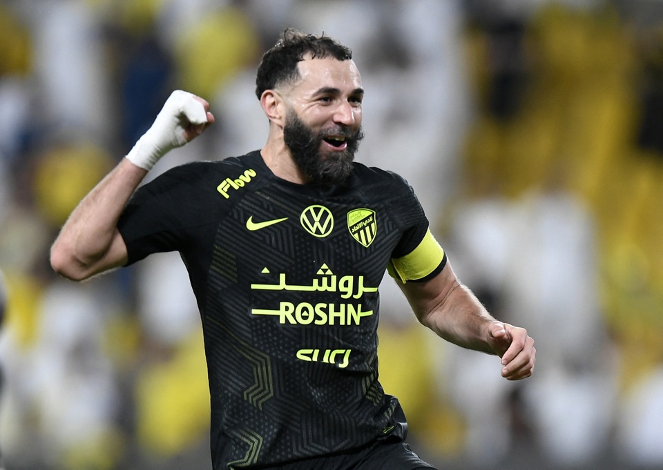 post-image-benzema-lap-cu-dup-al-ittihad-tien-gan-chuc-vo-dich-saudi-pro-league-ronaldo-cham-chan