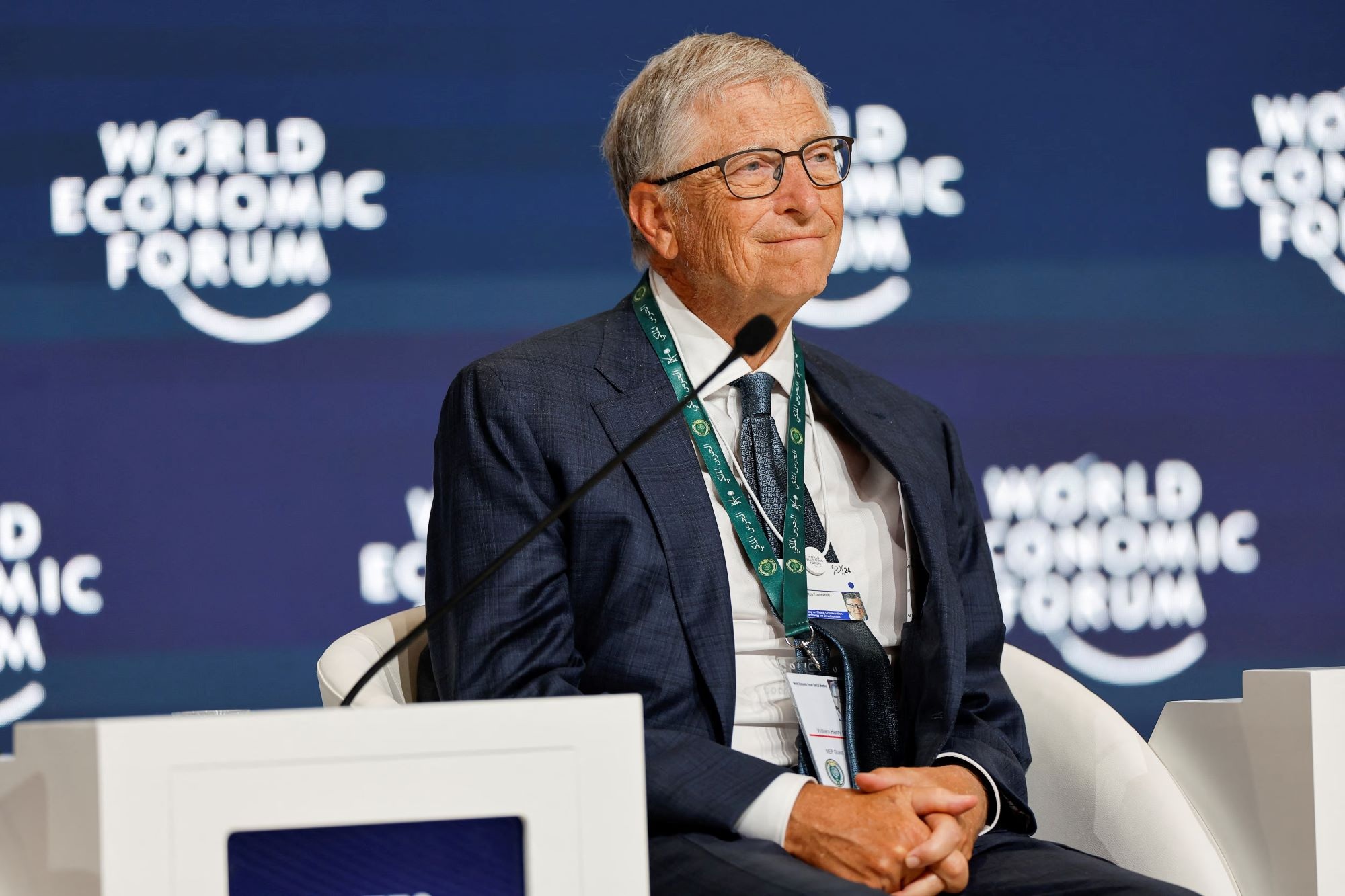 post-image-bill-gates-cam-ket-hien-tang-200-ty-usd-don-luc-cho-cac-van-de-toan-cau
