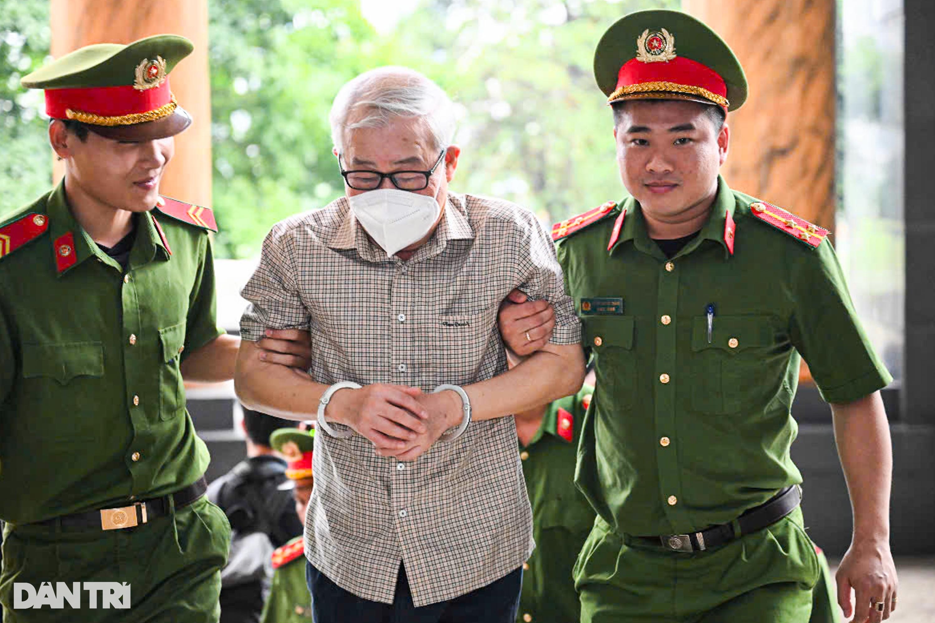 post-image-cap-nhat-bi-cao-trinh-van-quyet-vang-mat-tai-toa-vi-ly-do-suc-khoe-nguy-co-tu-vong-cao
