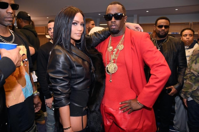 post-image-cassie-ventura-lam-chung-to-cao-diddy-ep-tham-gia-tiec-sex-va-co-hanh-vi-bien-thai