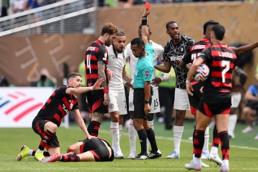 post-image-chelsea-doi-mat-thu-thach-lon-ve-the-luc-tai-fifa-club-world-cup
