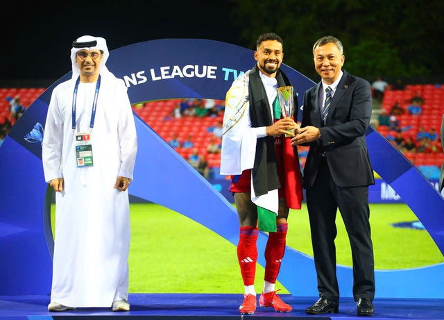 post-image-chu-tich-vff-tran-quoc-tuan-vinh-du-tai-chung-ket-afc-champions-league-two