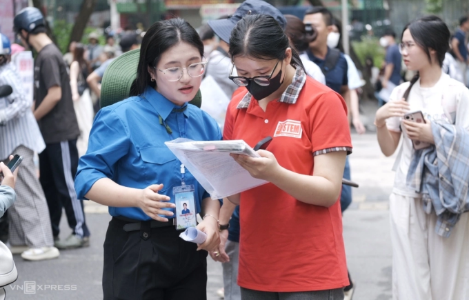 post-image-dai-hoc-su-pham-ha-noi-cong-bo-de-thi-va-dap-an-chi-tiet-8-mon-thi-danh-gia-nang-luc-2025