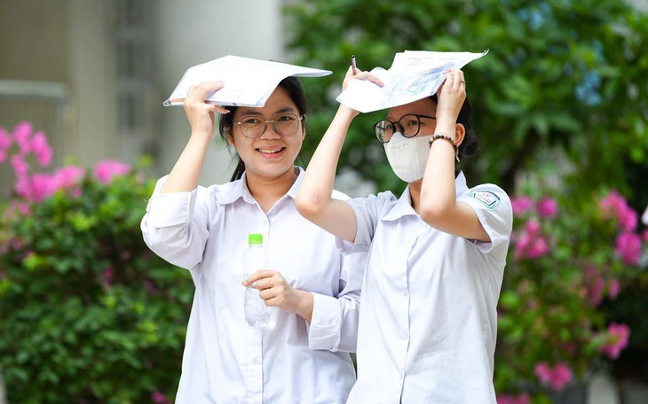 post-image-de-van-lop-10-binh-dinh-thi-sinh-hao-hung-voi-chu-de-truyen-thong-va-hoi-nhap