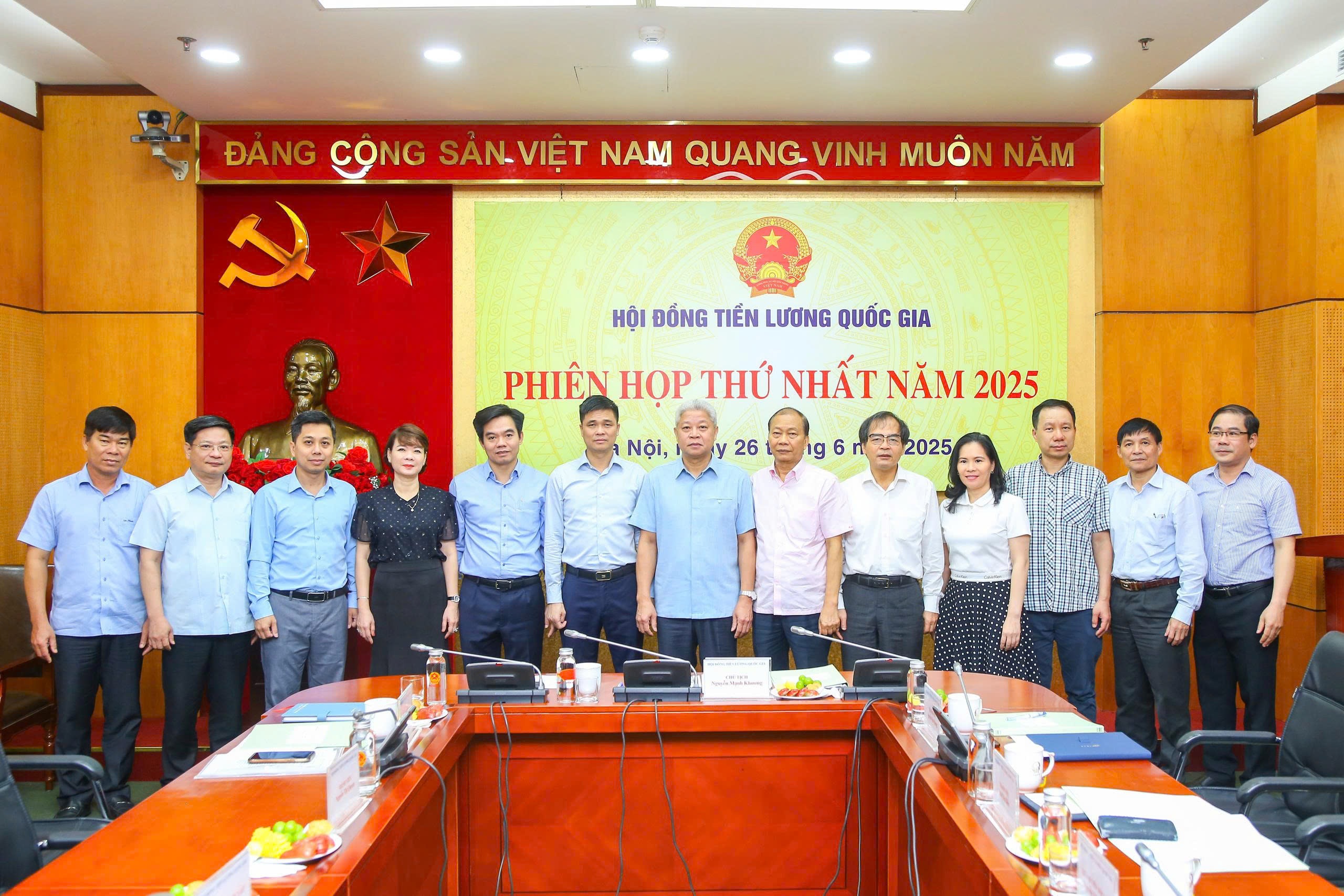 post-image-de-xuat-tang-luong-toi-thieu-92percent-tu-112026-giai-phap-nao-cho-nguoi-lao-dong