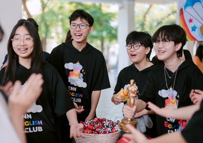 post-image-diem-chuan-lop-10-truong-thpt-chuyen-ngoai-ngu-lop-chuyen-anh-cao-nhat-voi-34750