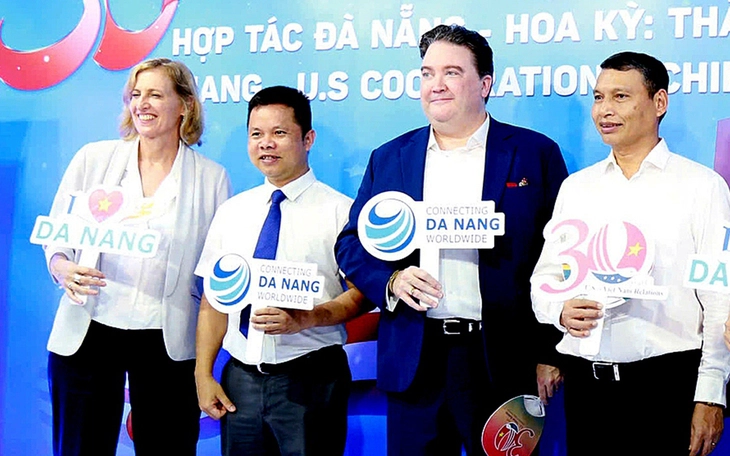 post-image-doanh-nghiep-hoa-ky-kham-pha-co-hoi-dau-tu-tiem-nang-tai-mien-trung-viet-nam
