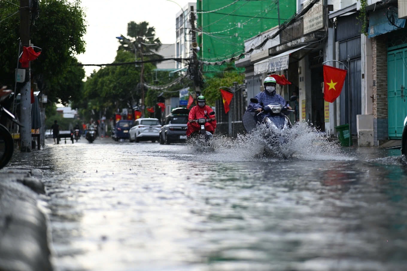 post-image-du-bao-thoi-tiet-ha-noi-va-nhieu-tinh-mien-bac-co-mua-rao-va-dong