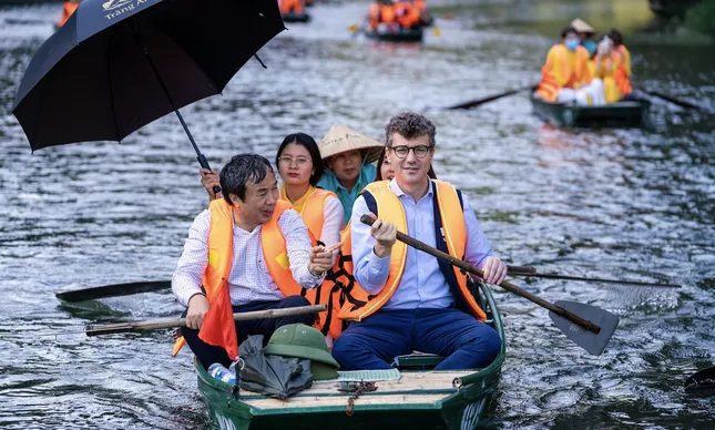 post-image-du-lich-ninh-binh-boi-thu-hon-7700-ty-dong-doanh-thu-trong-6-thang-dau-nam