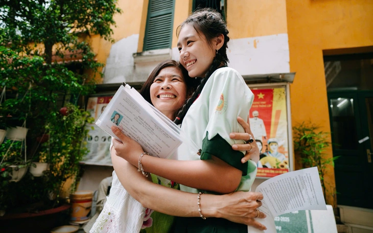 post-image-ky-thi-lop-10-tai-tphcm-mua-lon-gay-dot-phong-thi-dam-bao-quyen-loi-thi-sinh