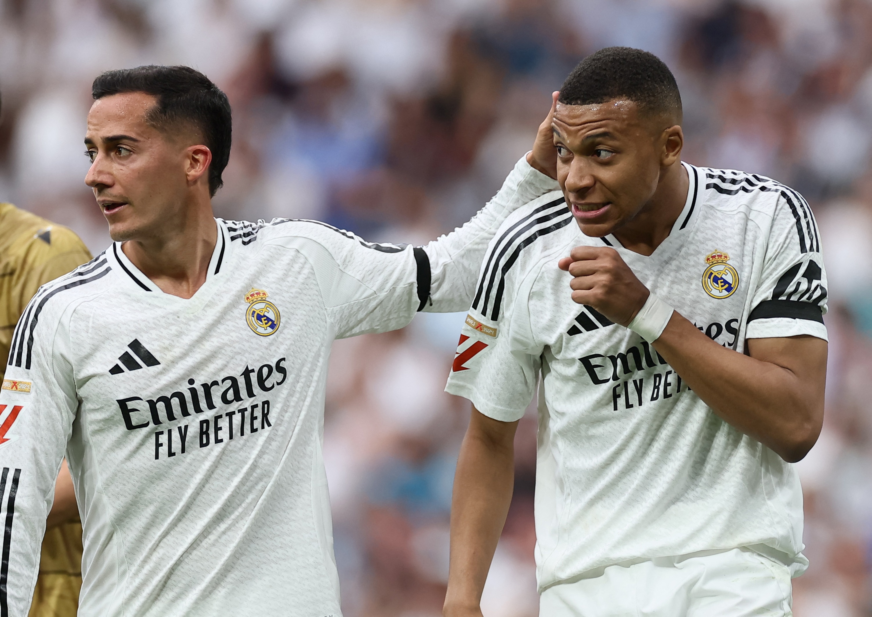 post-image-kylian-mbappe-chinh-thuc-doat-giay-vang-chau-au-202425