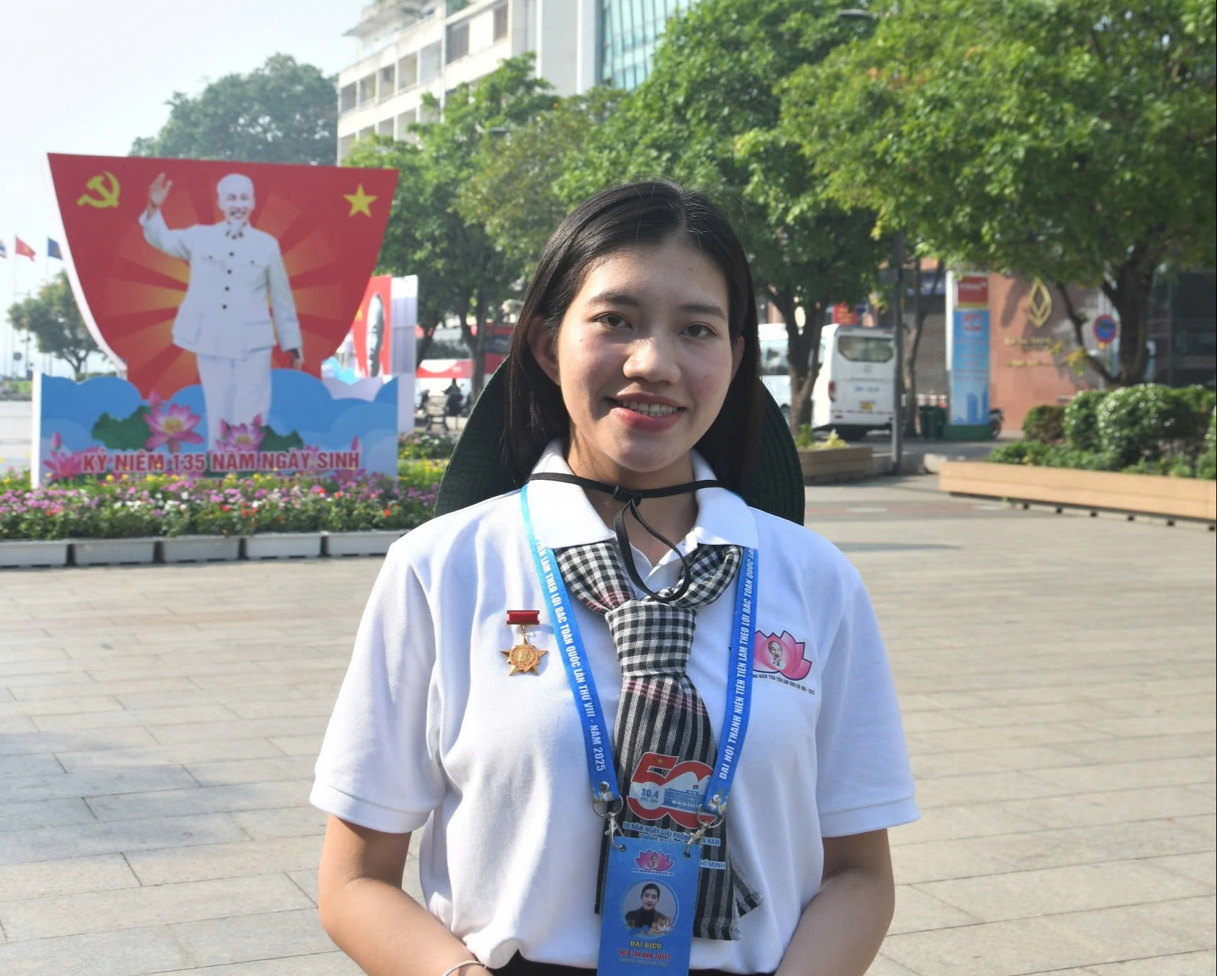 post-image-loi-day-cua-bac-ho-anh-sang-soi-duong-cho-the-he-tre-viet-nam
