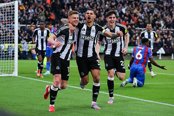 post-image-nhan-dinh-truoc-tran-newcastle-vs-everton-22h00-ngay-255-chich-choe-quyet-tam-gianh-ve-champions-league