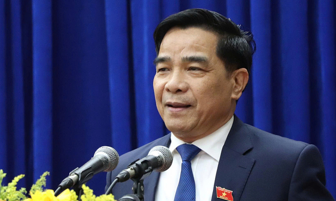 post-image-ong-le-van-dung-chu-tich-tinh-quang-nam-xin-nghi-huu-truoc-tuoi