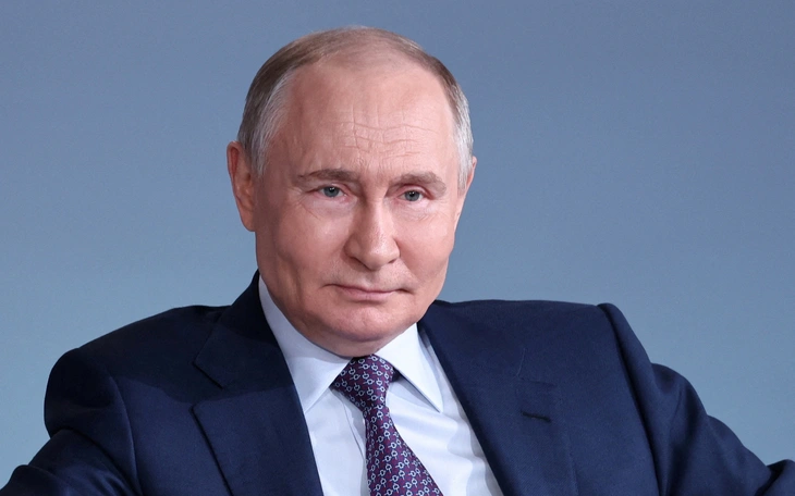 post-image-ong-putin-tiet-lo-ve-nguoi-ke-nhiem-va-bay-to-su-cam-on-cac-lenh-trung-phat-tu-phuong-tay
