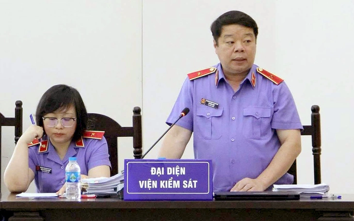 post-image-ong-trinh-van-quyet-duoc-giam-an-7-nam-tu-va-phat-tien-vi-thao-tung-chung-khoan