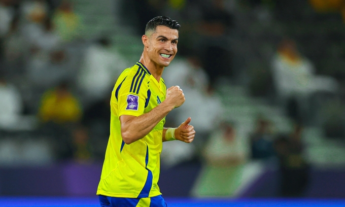 post-image-ronaldo-yeu-cau-thay-doi-lon-tai-al-nassr-hlv-va-gan-nua-doi-hinh-co-nguy-co-roi-di