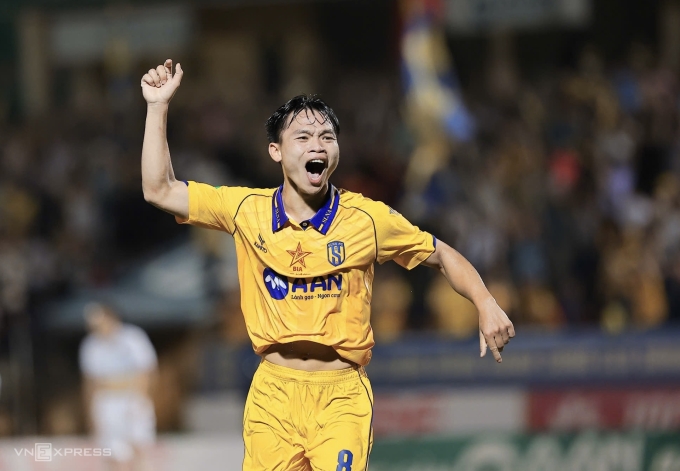 post-image-slna-tien-vao-chung-ket-cup-quoc-gia-que-ngoc-hai-mac-sai-lam-tai-hai