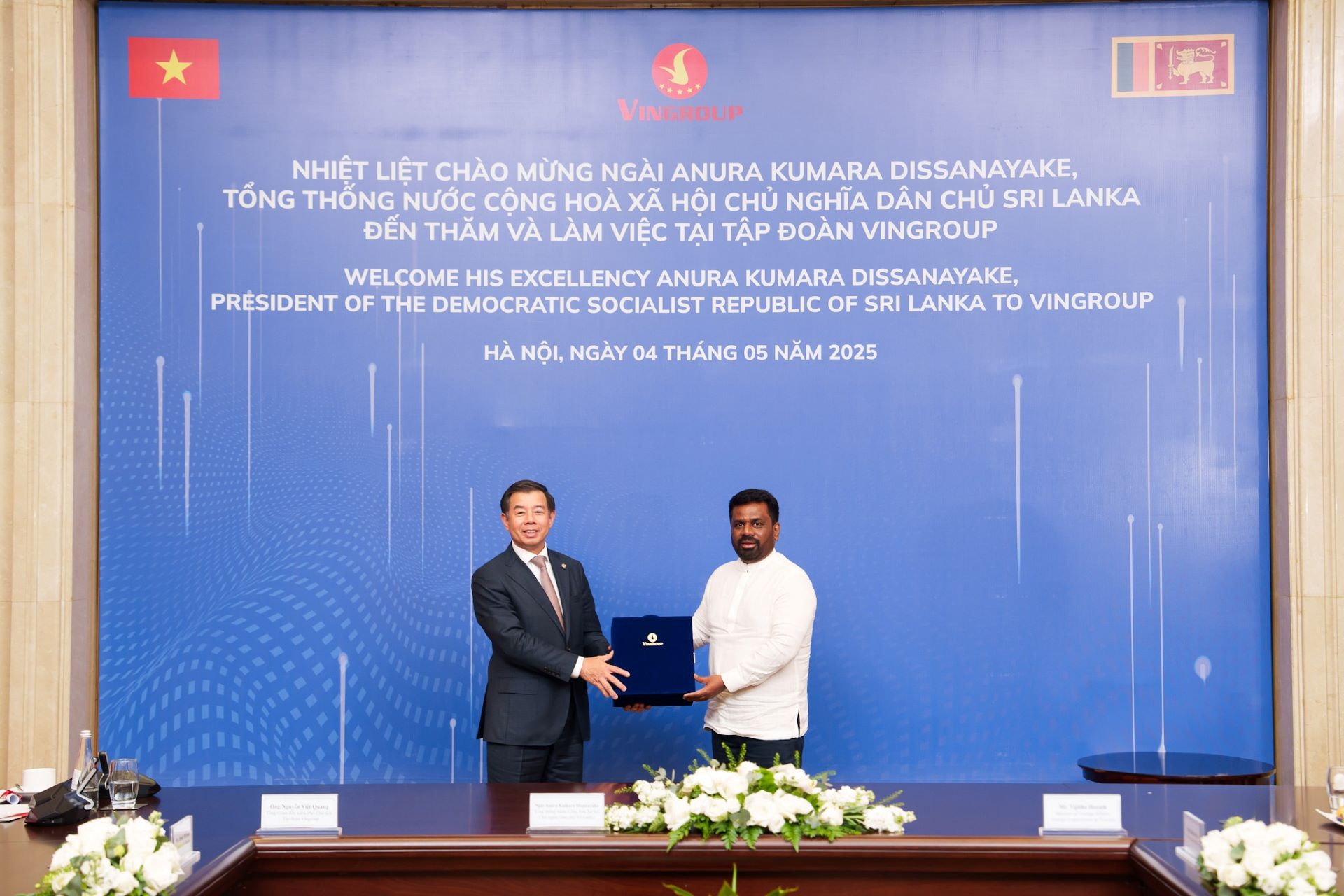 post-image-tong-thong-sri-lanka-de-nghi-vingroup-dau-tu-vao-cac-linh-vuc-trong-diem