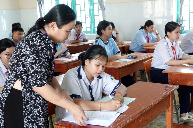 post-image-tra-cuu-diem-thi-lop-10-va-lop-6-tphcm-ngay-2306-tren-thanh-nien