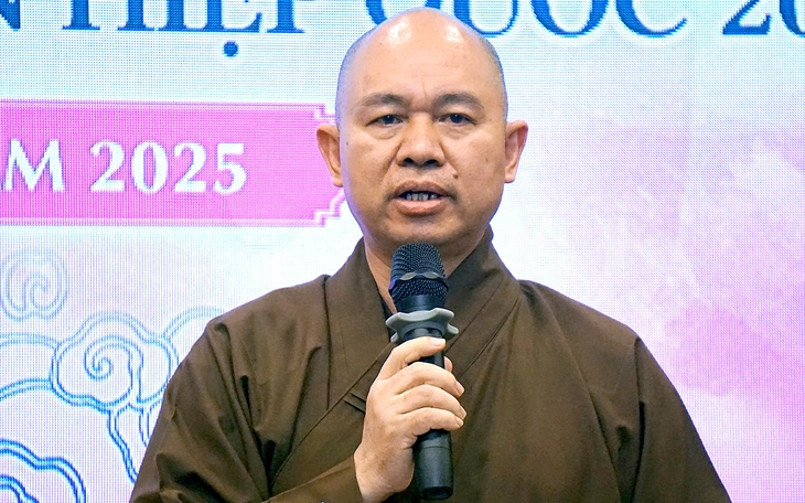 post-image-xa-loi-phat-thich-ca-mau-ni-duoc-cung-nghinh-den-tphcm-bang-chuyen-co-quan-su-mo-cua-chiem-bai-tu-ngay-35